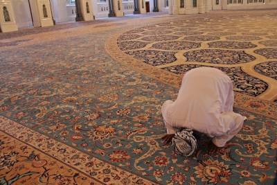 В мечетях Карачаево-Черкесии запретили проведение коллективных молитв - mk.ru - республика Карачаево-Черкесия