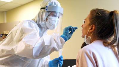 За сутки в России выявили более 25 тысяч случаев коронавируса - russian.rt.com - Россия