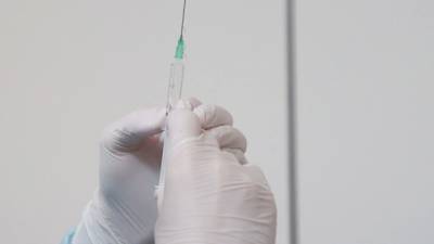 Медики назвали основания медотвода от прививки против COVID-19 - piter.tv