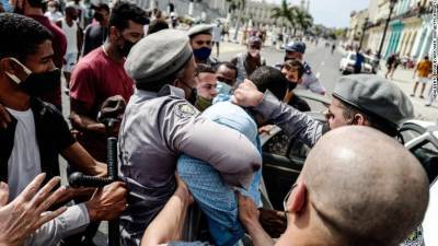 Мигель Диас-Канель - На Кубе проходят антиправительственные протесты - naviny.by - Белоруссия - Куба - Гавана