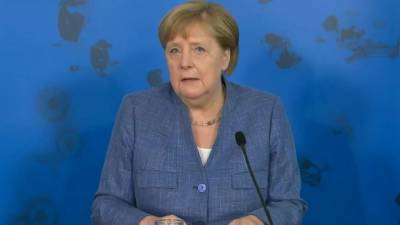 Роберт Кох - Ангела Меркель - Меркель обратилась к сомневающимся в вакцинации от COVID-19 - piter.tv - Франция - Германия