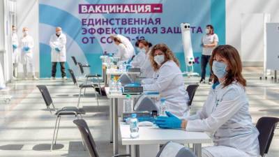 Кардиолог рассказал о необходимости вакцинации населения - vm.ru - Россия