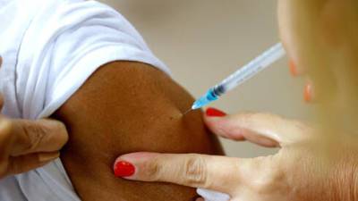 Минздрав меняет правила прививки третьей дозой: кого исключат из списка - vesty.co.il - Израиль