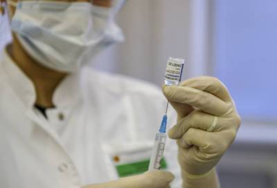 Более 600 новобранцев сделали прививки от коронавируса в Ленобласти - online47.ru - Ленобласть обл.