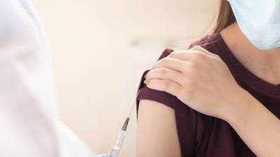 Александр Гинцбург - Гинцбург назвал сроки вакцинации подростков от коронавируса - mir24.tv - Москва
