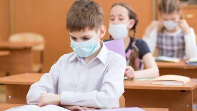 Елен Мескин - Почему дети переносят коронавирус легче взрослых — две причины - 5-tv.ru