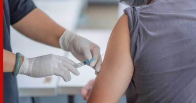 Максимально допустимый интервал между введением доз вакцины от COVID-19 назвал врач - profile.ru - Россия
