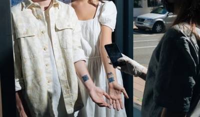 А на лоб не надо? Люди в ужасе от идеи татуировок QR-кода - newizv.ru - Москва