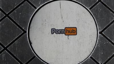 Pornhub разработал аудиогиды для экскурсий об эротическом искусстве - inforeactor.ru