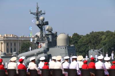 Вдвое урезано количество гостей на параде дня ВМФ в Петербурге - neva.today - Санкт-Петербург