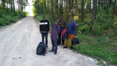 За сутки на границе Литвы с Беларусью задержаны 57 нелегальных мигрантов - obzor.lt - Россия - Белоруссия - Литва - республика Дагестан - республика Чечня - район Шальчининкский