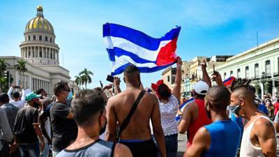 Диас-Канель Мигель - Мануэль Марреро - Из-за протестов правительство Кубы делает первые уступки - anna-news.info - Сша - Куба