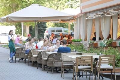 В Волгограде первые 8 кафе решили стать свободными от COVID-19 зонами - volg.mk.ru - Волгоград - Волгоградская обл.