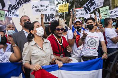 Дмитрий Журавлев - Эксперт назвал причину протестов на Кубе - lenta.ru - Сша - Куба