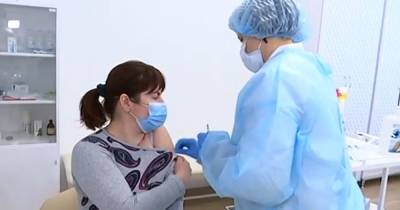 В Минздраве назвали симптомы после вакцинации, при которых нужно обращаться к врачу - focus.ua - Украина