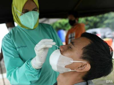 Индонезия – новый эпицентр коронавируса в Азии, страна лидирует в мире по числу новых случаев COVID-19 - gordonua.com - Украина - Индонезия - Джакарта
