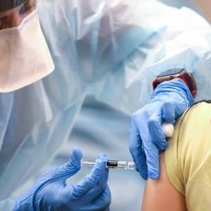 В Украине сделали рекордное количество прививок от коронавируса - reporter-ua.com - Украина