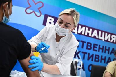 Андрей Клишас - В Совфеде назвали наказание за распространение фейков о вакцинации от COVID-19 - lenta.ru