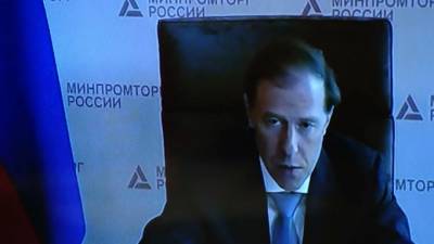 Денис Мантуров - Мантуров сообщил о планах компаний увеличить выпуск "Ковивака" - piter.tv - Россия
