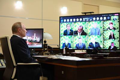 Владимир Путин - Путин заявил о восстановлении экономики России - lenta.ru - Россия