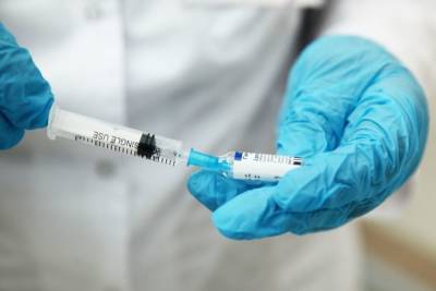 В России зарегистрировали цены на упаковки вакцины «Спутник V» - mk.ru - Россия
