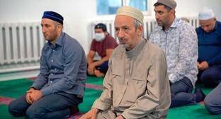 Верующие Махачкалы проигнорировали запрет на посещение мечетей - kavkaz-uzel.eu - республика Дагестан - Махачкала