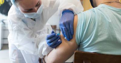 Опрос: каким вакцинам от коронавируса доверяют россияне - klops.ru - Россия