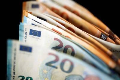 Джером Пауэлл - Доллар стабилен к евро, умеренно снижается к иене - smartmoney.one - Сша