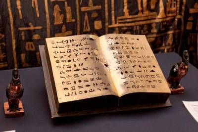 Египтологи восстановили разорванный 2300-летний свиток Книги мертвых - yur-gazeta.ru - Сша - Новая Зеландия