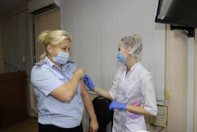 50% рязанских полицейских вакцинировано от COVID-19 - rzn.mk.ru - Россия - Пресс-Служба