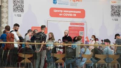 Александр Беглов - Беглов призвал сохранить высокие темпы вакцинации от COVID-19 - dp.ru - Россия - Санкт-Петербург