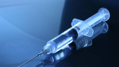 Эндокринолог Фадеев объяснил эффект прививок от коронавируса больным диабетом - newinform.com - Россия
