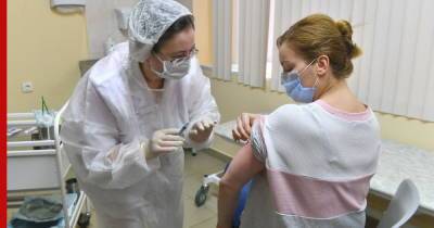 Оксана Драпкина - Почему нельзя мочить место прививки от COVID-19, рассказала эксперт - profile.ru