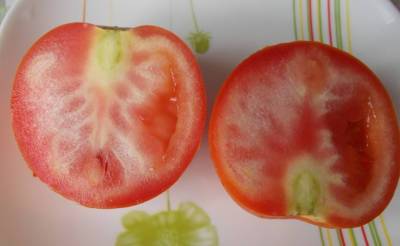Красные снаружи, белые внутри. Что за хитровыведенные помидоры продают на рынках Узбекистана - podrobno.uz - Узбекистан - Ташкент