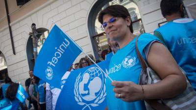 ВОЗ и ЮНИСЕФ советуют тестировать на ковид в школах - vesti.ru