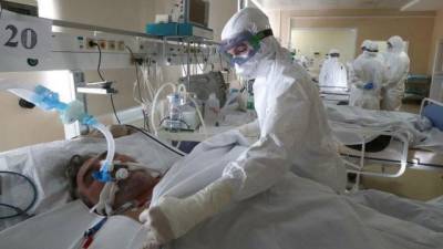 Пациенты новосибирских COVID-госпиталей заявили о нехватке кислорода - runews24.ru - Новосибирск - Бердск