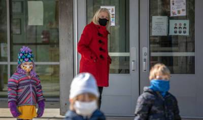 Половина педагогов в Латвии не хочет прививаться, но почему? - lv.baltnews.com - Латвия