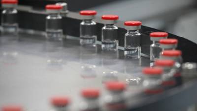 Дмитрий Песков - В Кремле прокомментировали ситуацию с производством вакцин от коронавируса - russian.rt.com - Россия - Москва