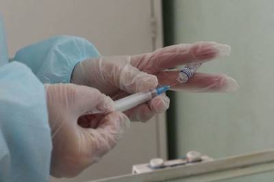 В Дагестане ввели обязательную вакцинацию от COVID-19 для ряда работников - aif.ru - республика Дагестан