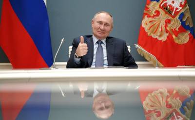 Владимир Путин - Путин призвал уважать права невакцинированных россиян - znak.com - Россия