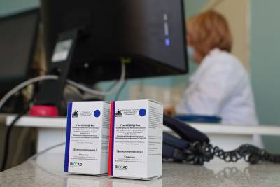 Соцопрос: число противников вакцинации в Челябинске снижается, но людей пугает принуждение - znak.com - Челябинск