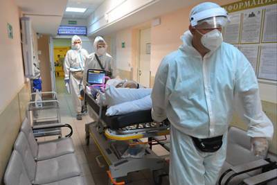 В Векторе заявили об отсутствии прививок у заразившихся «гамма»-штаммом COVID-19 - lenta.ru - Россия