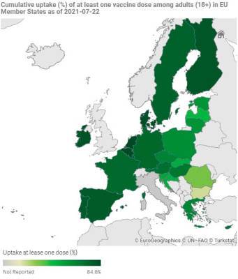 В ЕС больше половины взрослых завершили вакцинацию от коронавируса - bin.ua - Украина - Евросоюз - деревня Ляйен