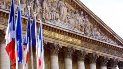 Во Франции депутаты одобрили обязательную вакцинацию для ряда профессий - eadaily.com - Франция