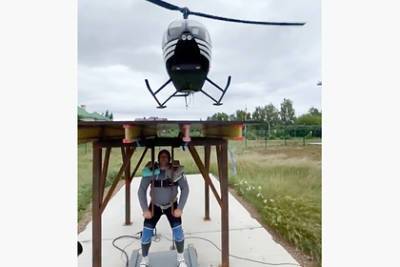 Россиянин поднял вертолет весом в полторы тонны и установил рекорд - lenta.ru - Россия - Токио - Уфа - республика Башкирия