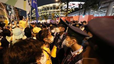 Японцы устроили акцию протеста против Олимпиады в Токио - iz.ru - Израиль - Токио