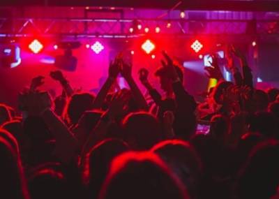 Черногория усиливает карантин: закрывают дискотеки и ночные клубы - unn.com.ua - Украина - Киев - Черногория