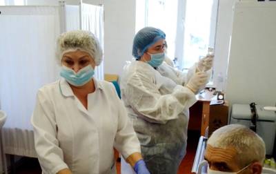 COVID-прививки получили еще 70 тысяч украинцев - korrespondent.net - Украина