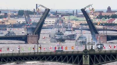 Мировые СМИ отреагировали на парад в День ВМФ России - 5-tv.ru - Россия - Санкт-Петербург - Индия - Пакистан - Иран