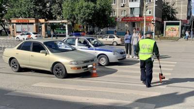 Водитель проехал на красный свет и сбил ребенка (ФОТО) - newdaynews.ru